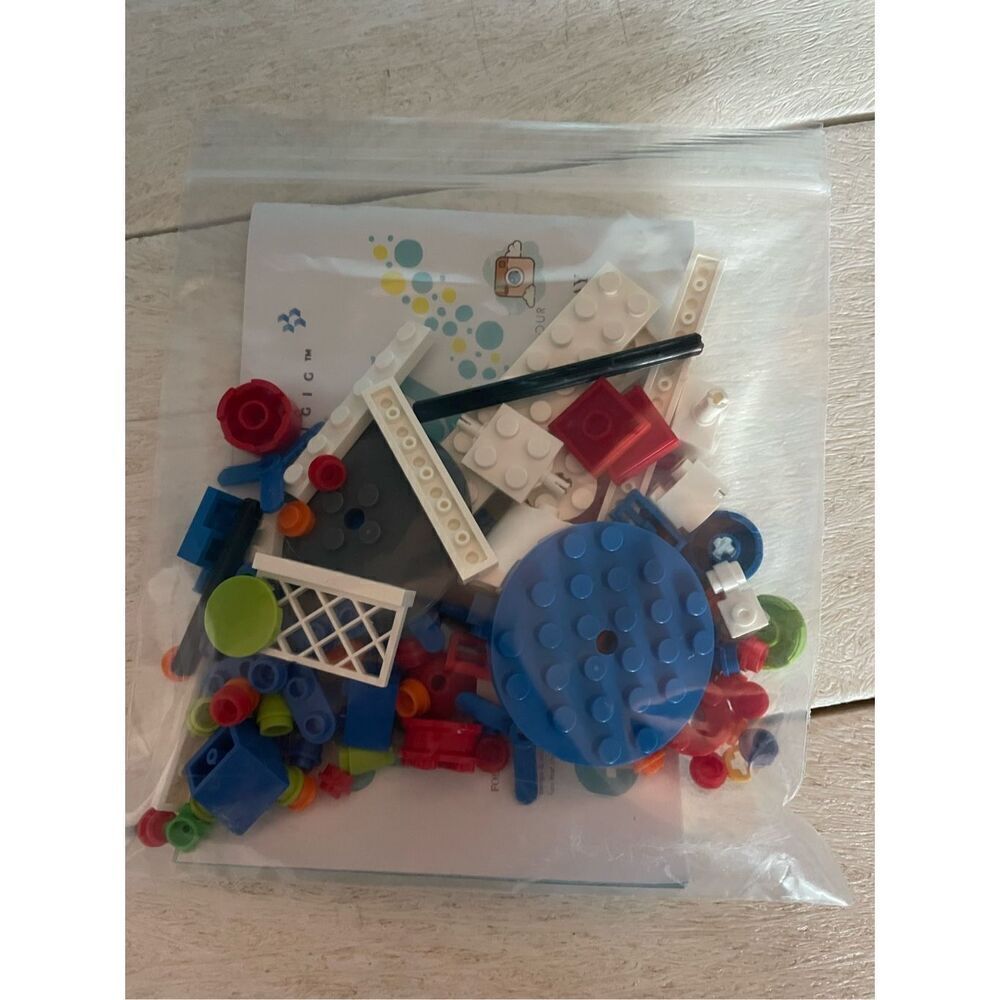 Brick Scholars - Build a Whirligig - Picture 5 of 6